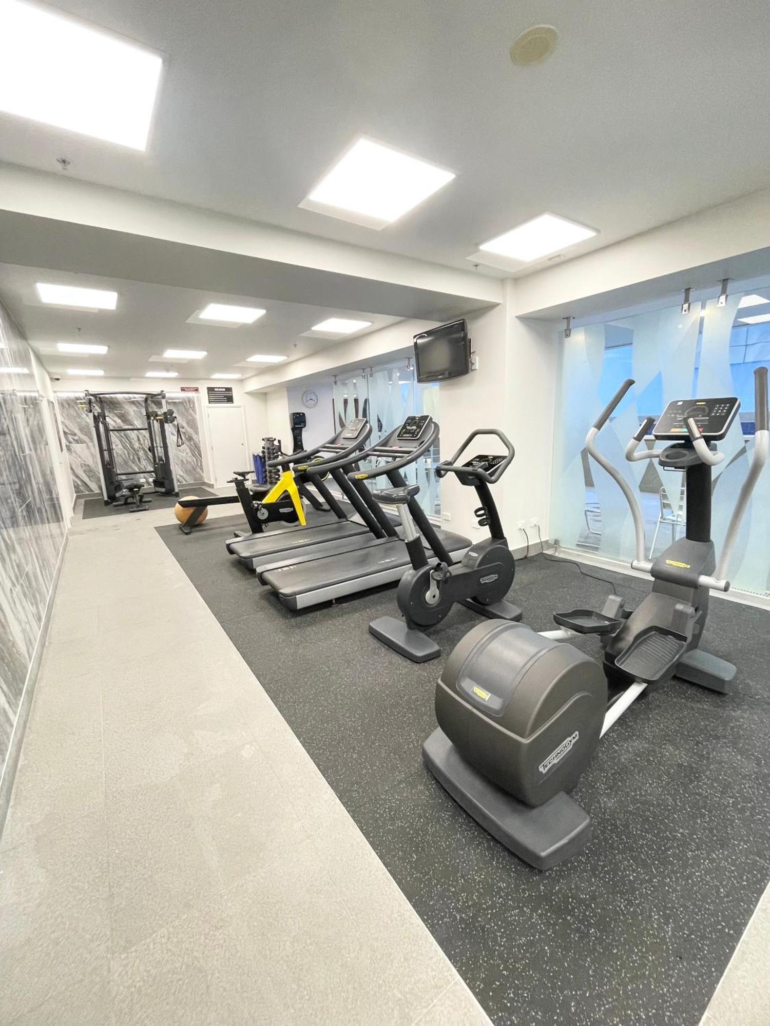 Apartment Comfort Getaway With Pool And Gym Auckland