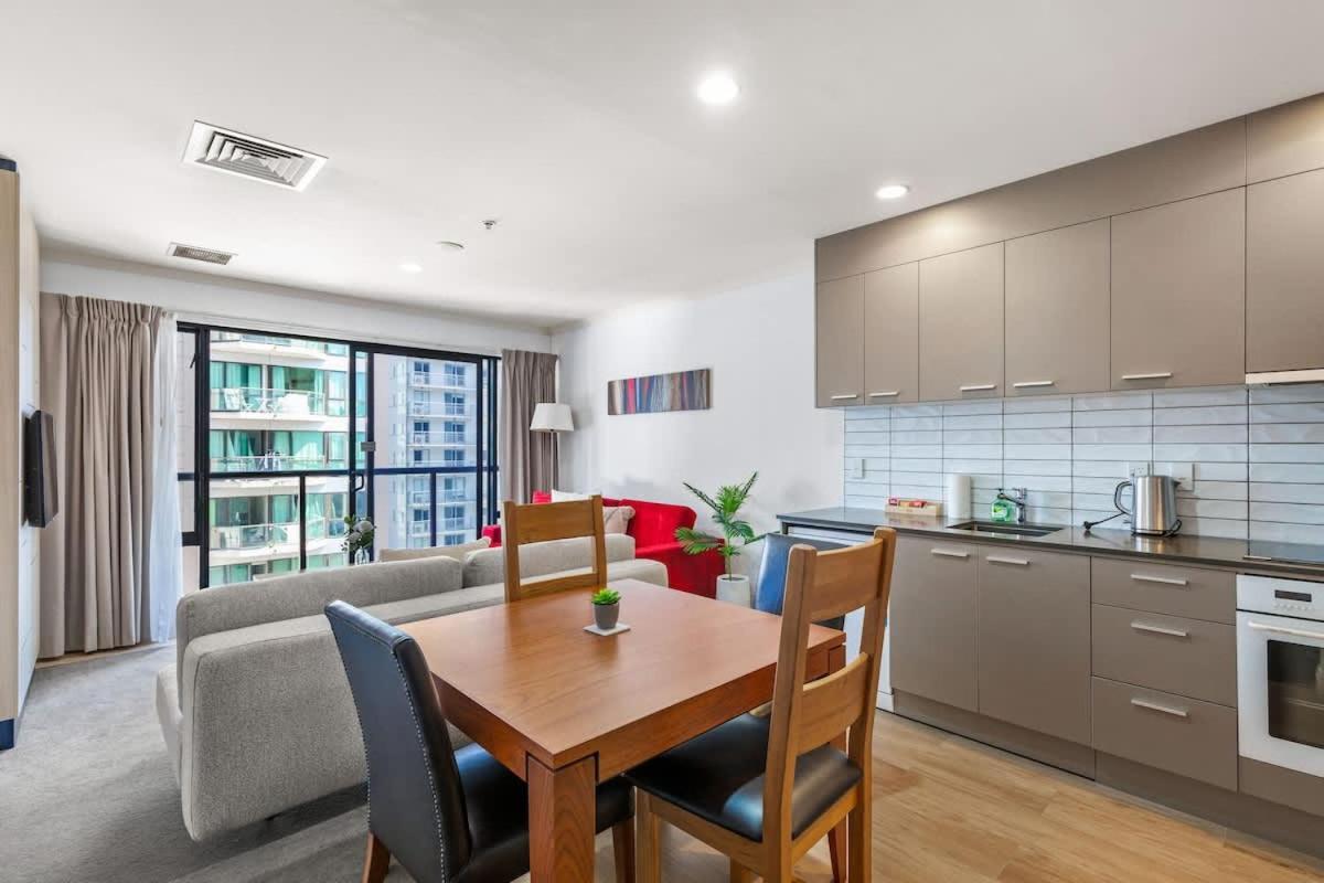 Getaway 1br W Pool & Gym Near Hotspots