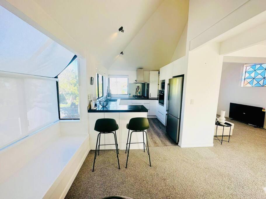 Spacious Mission Bay 100m To The Beach, Seaview, Private Garden, Netflix Auckland