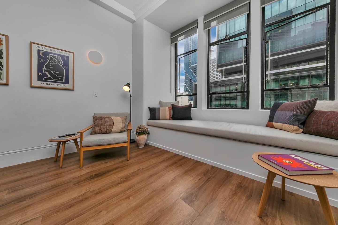 Historic Modern Luxury 1-bedroom On Queen Street Apartment Auckland