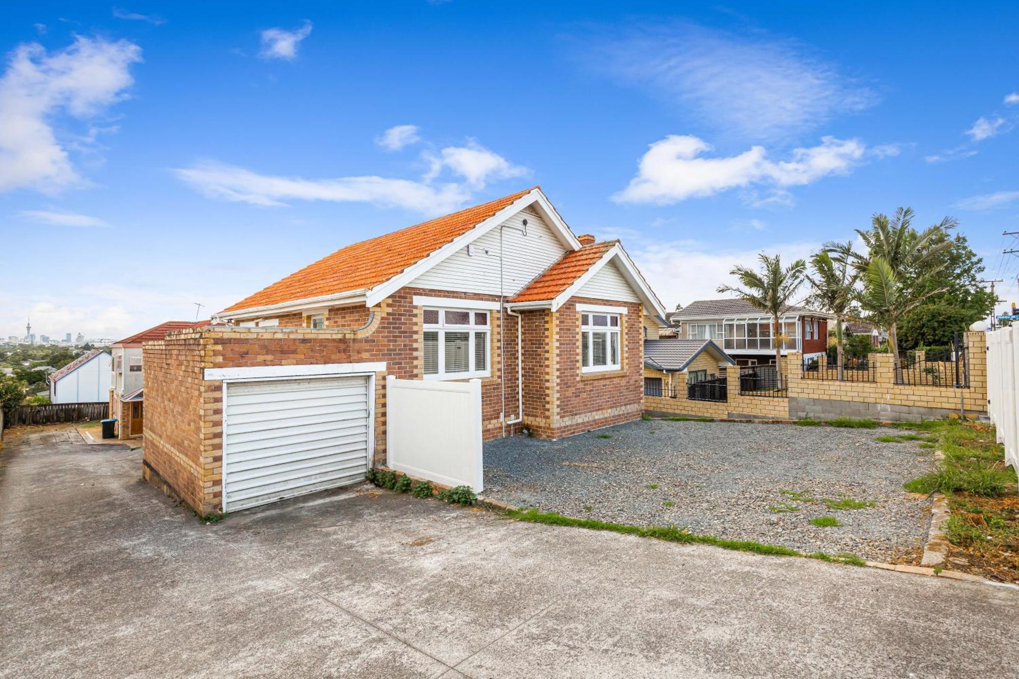 3br W Ample Parking 10 Min To Cbd * Auckland