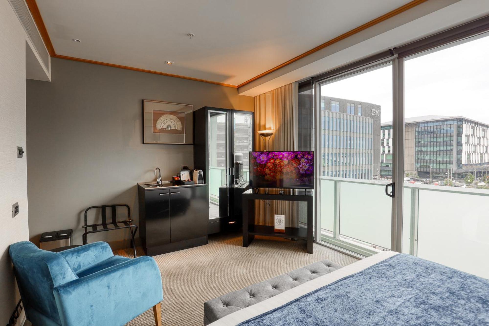Marsden Viaduct 5* Auckland