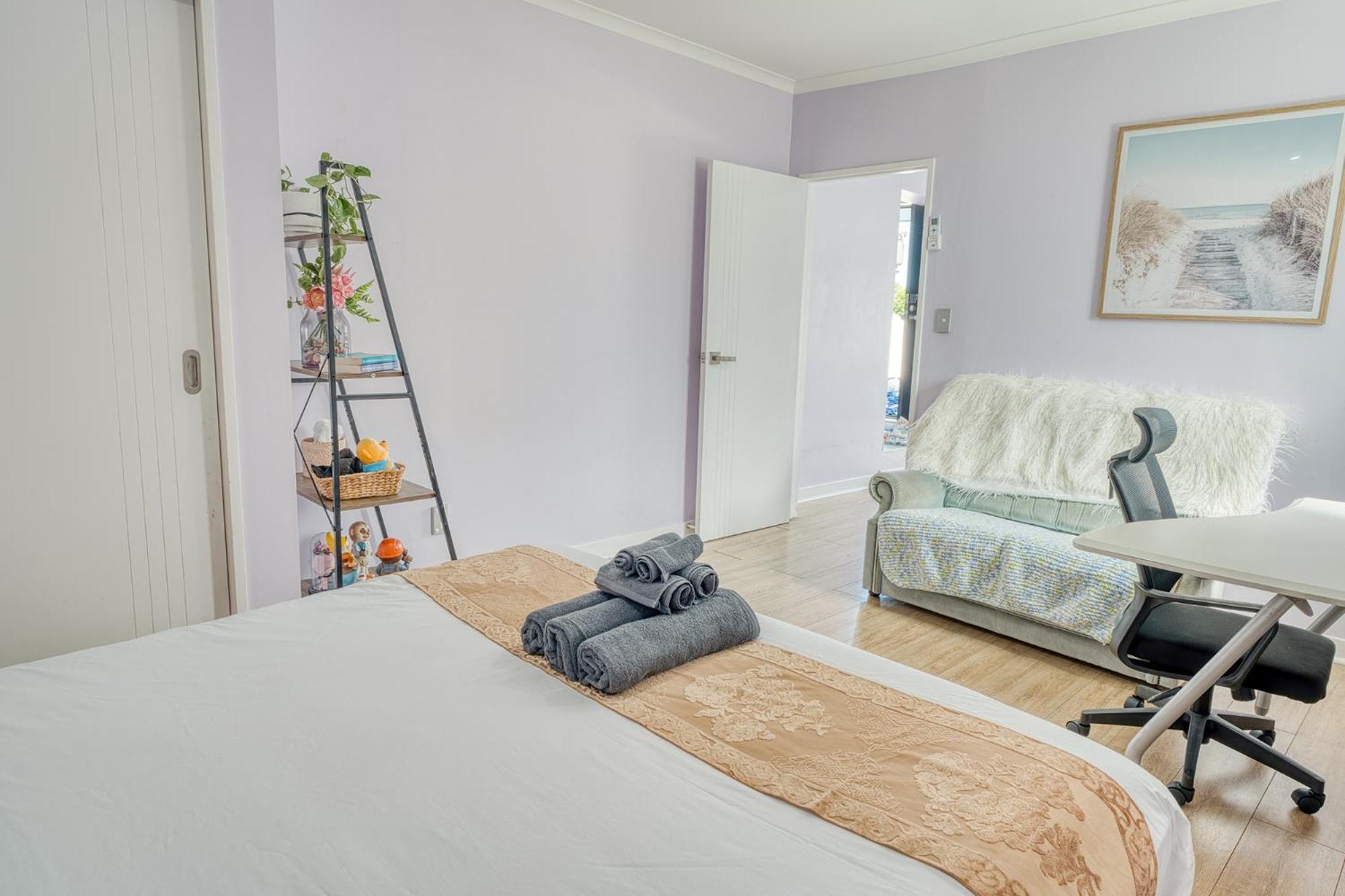Ellerslie Modern 2br-15 Min To Cbd Auckland
