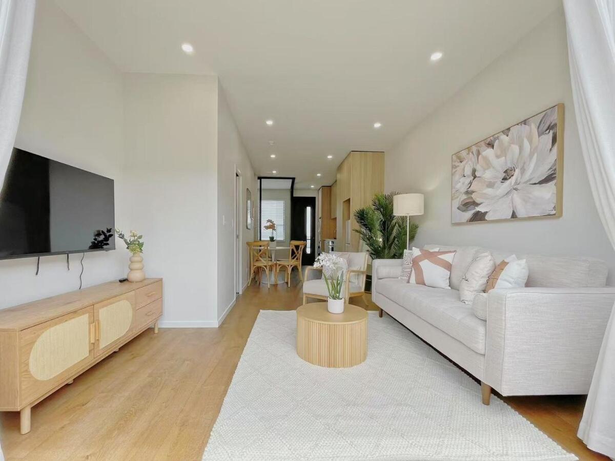 Modern 2-bedroom Townhouse In Grey Lynn