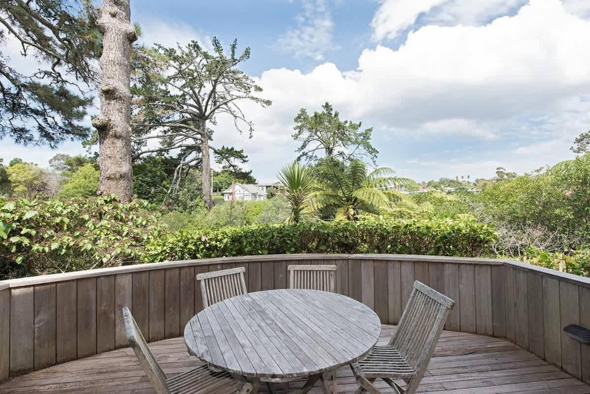 Large Family - 4 Bdrms - Great Location Holiday home
