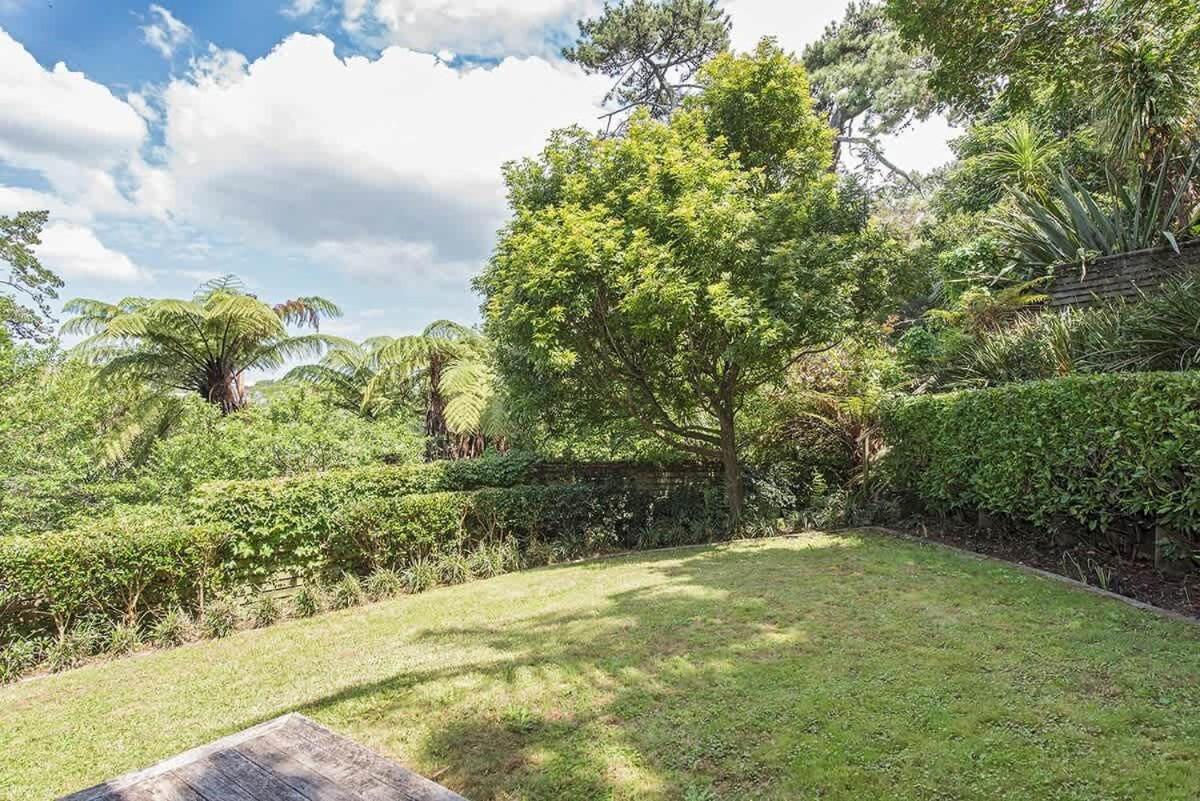 Large Family - 4 Bdrms - Great Location