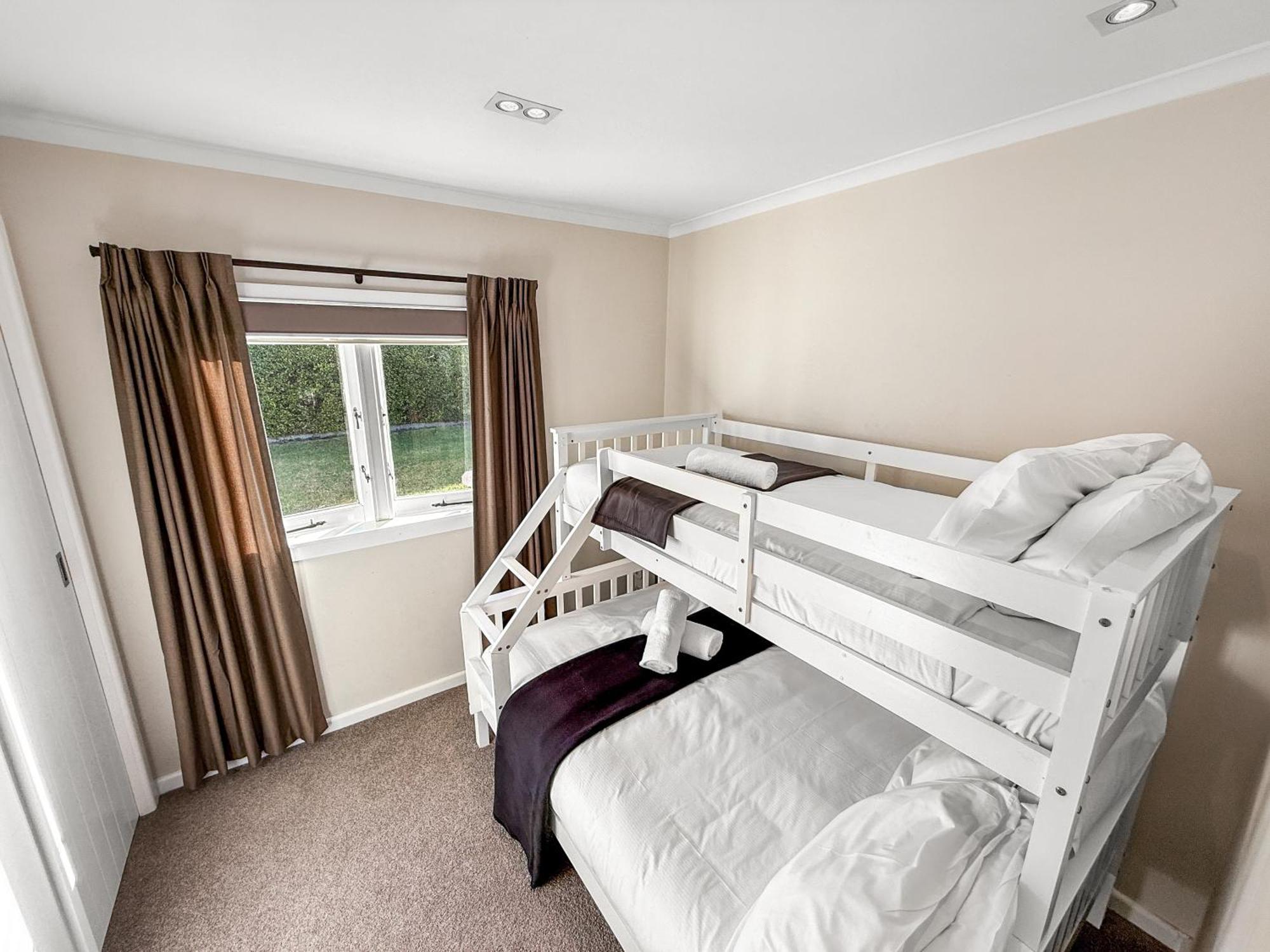 Peaceful Panmure L Cosy 3 Bed L Family Loved Villa *