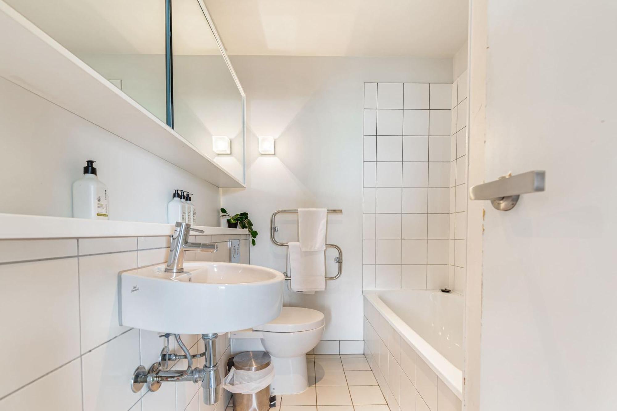 Luxury 2Br Apt In Cbd Pool, Gym, Prime Spot Auckland
