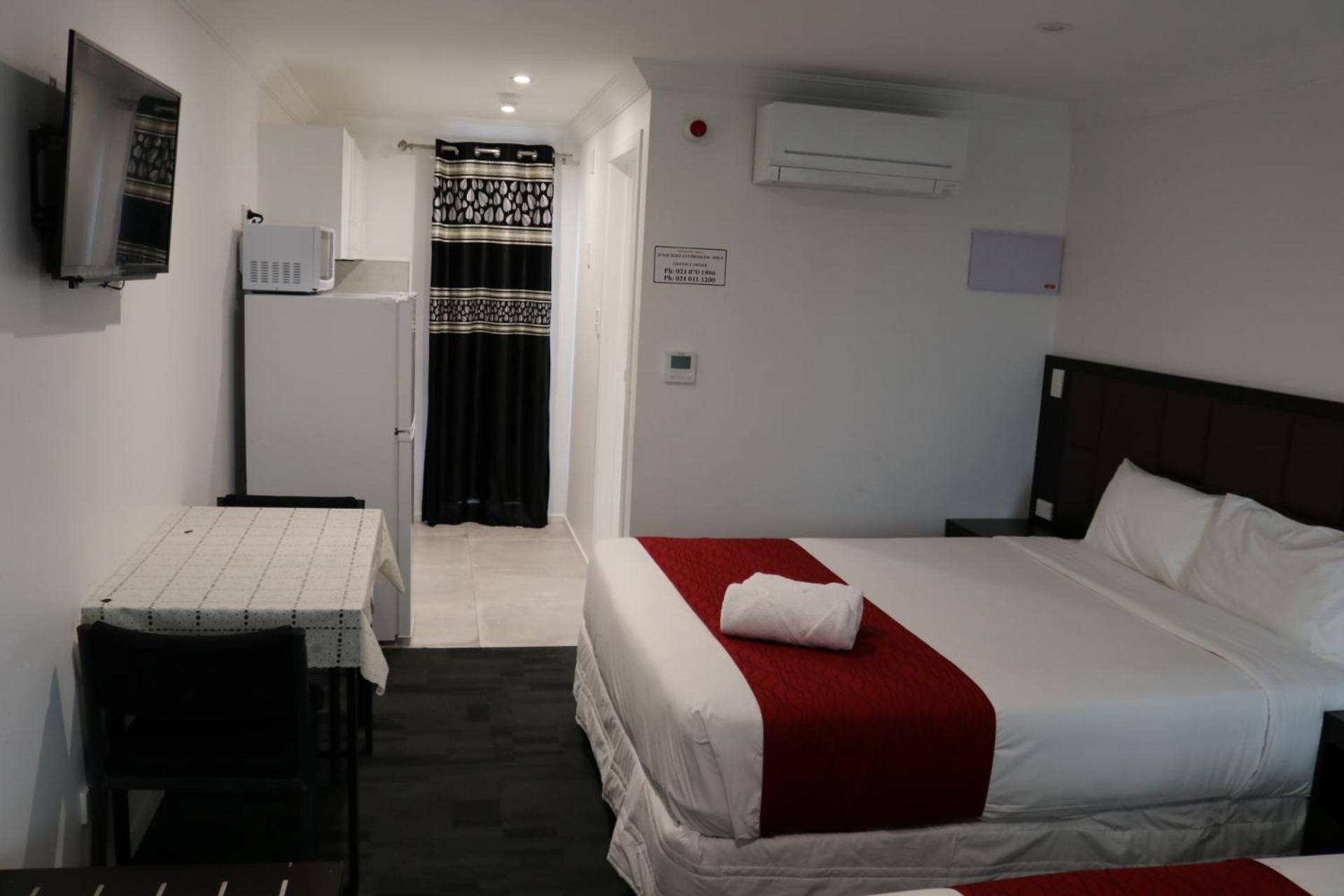 Krishna - Newly Built In Papakura Motel