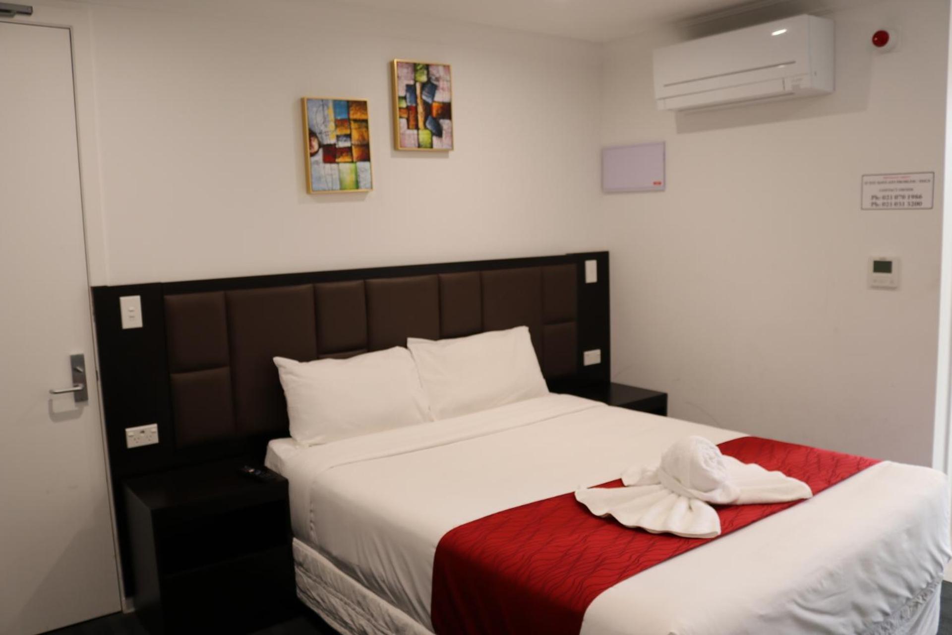 Krishna - Newly Built In Papakura *