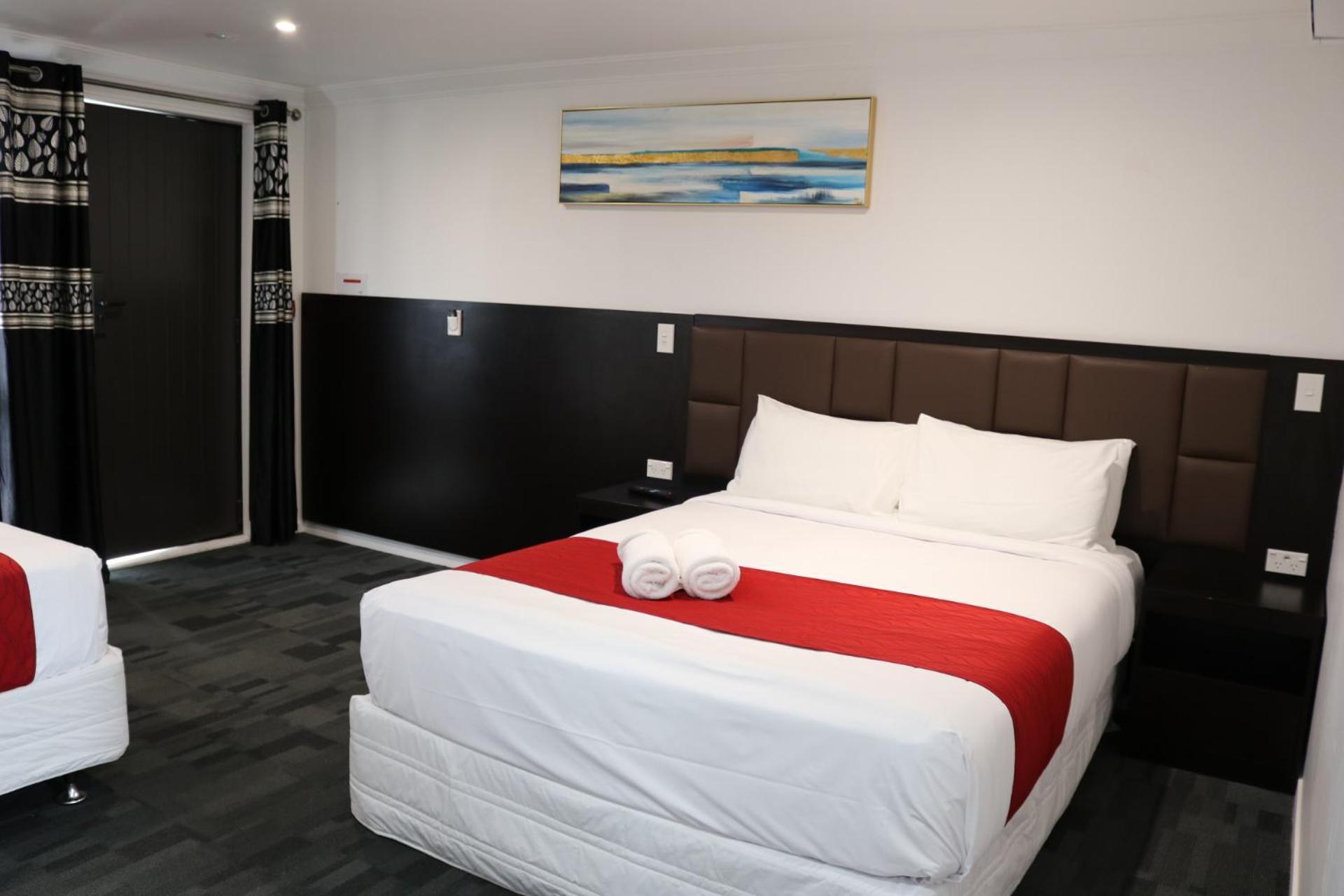 Krishna - Newly Built In Papakura Motel *