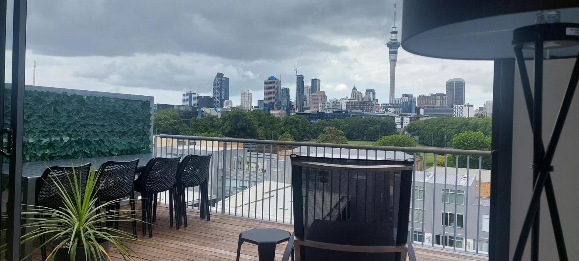 Stylish And With Stunning Views *