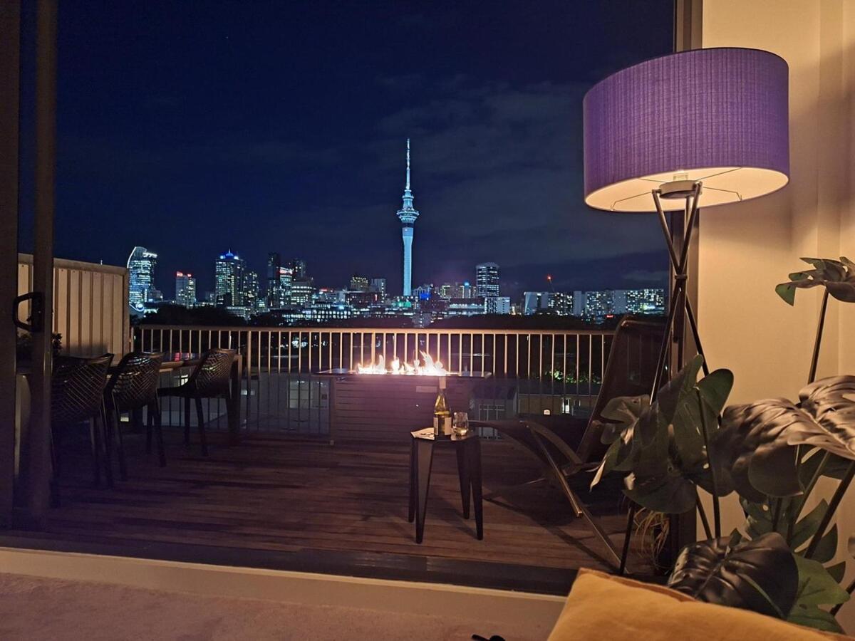 Stylish And With Stunning Views Apartment Auckland
