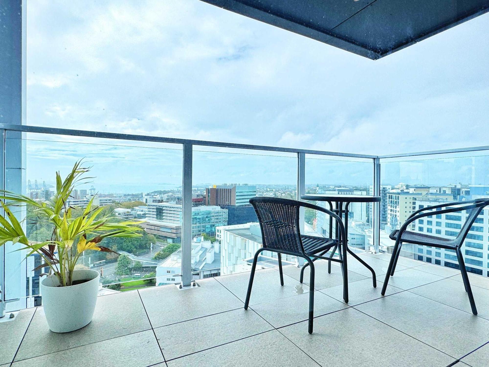 Amazing Seaview Stylish Near Aotea Square Auckland