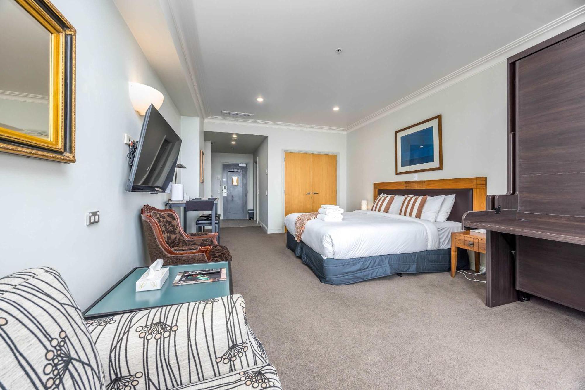 View W Rooftop Pool, Gyms In Cbd Apartment *
