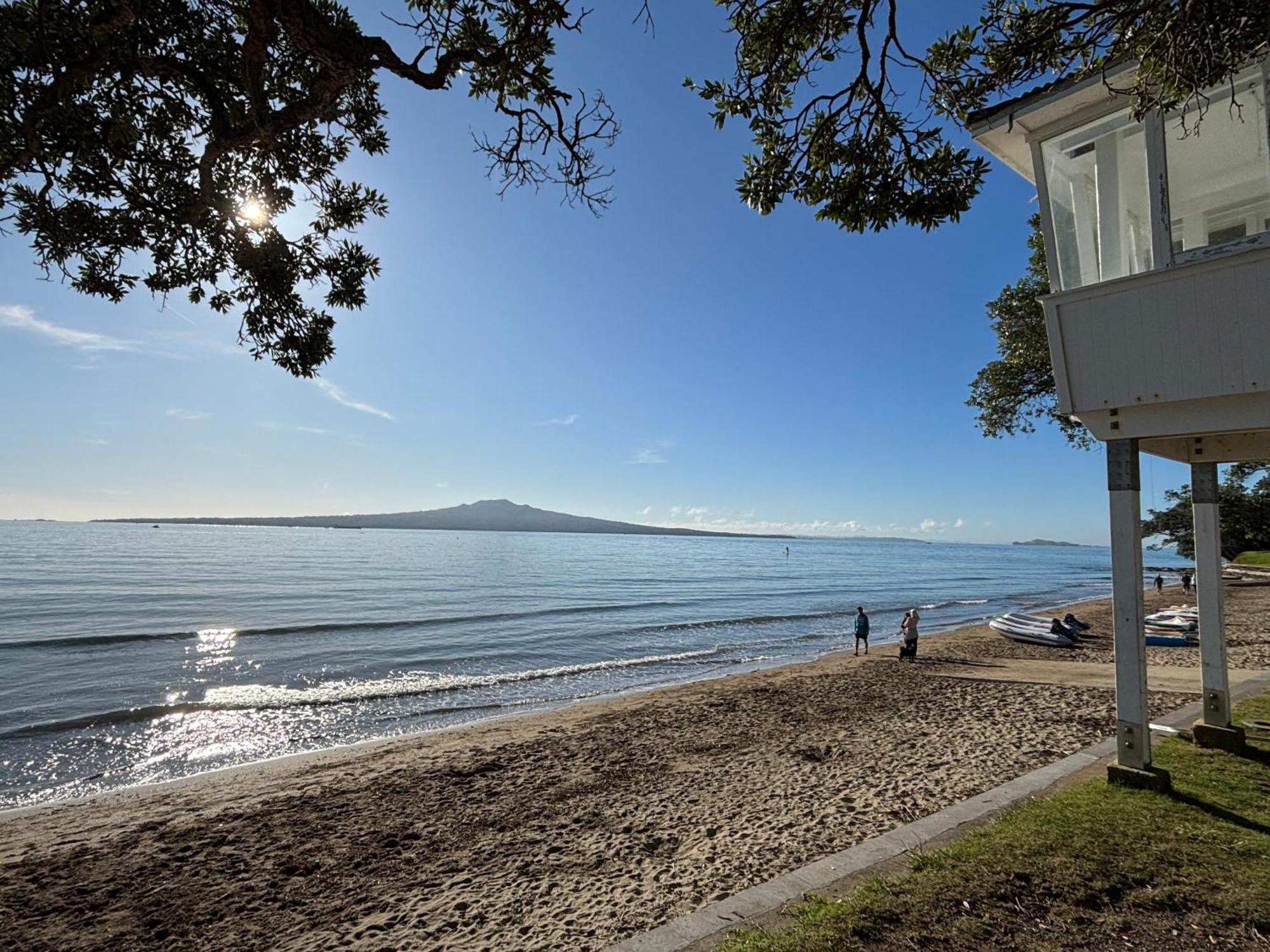Bed & Breakfast Narrow Neck *