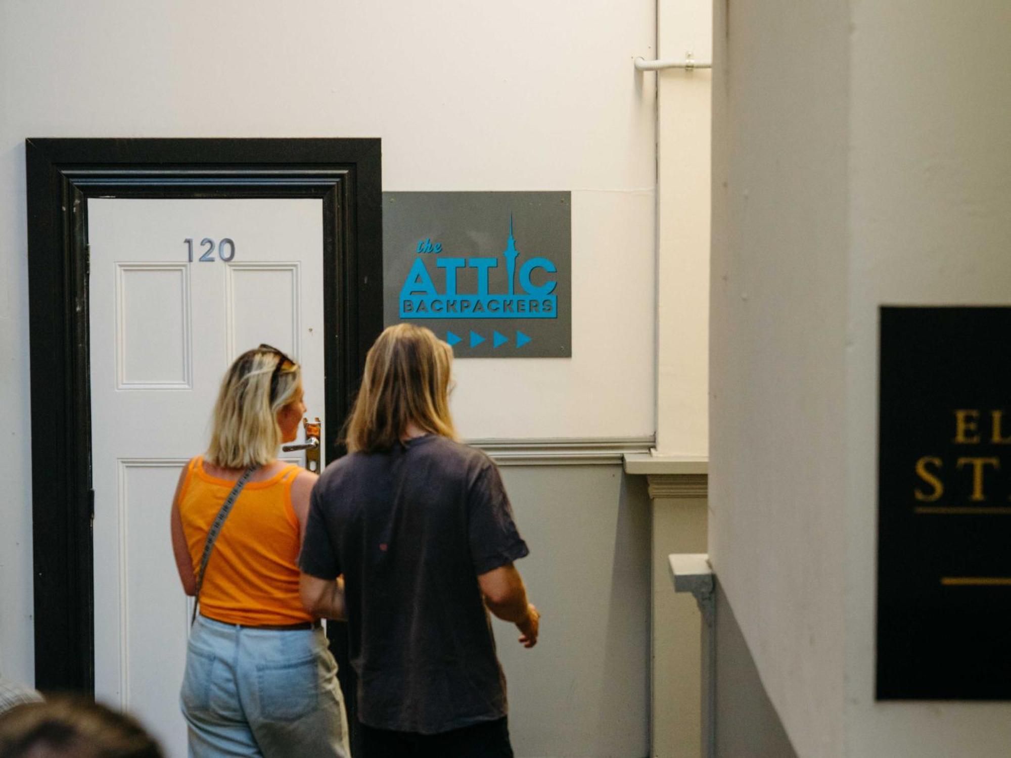 Attic Backpackers * Auckland