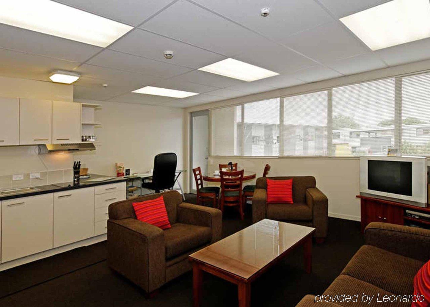 Aparthotel Kudos Business & Airport 4*
