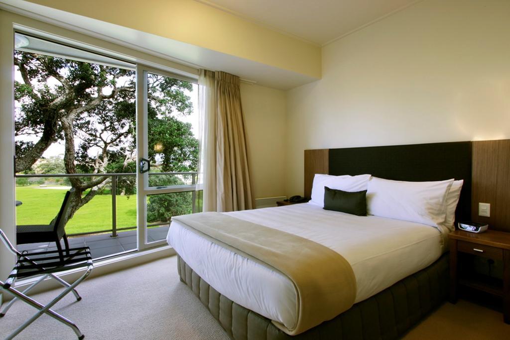 Vr Takapuna Aparthotel 5*