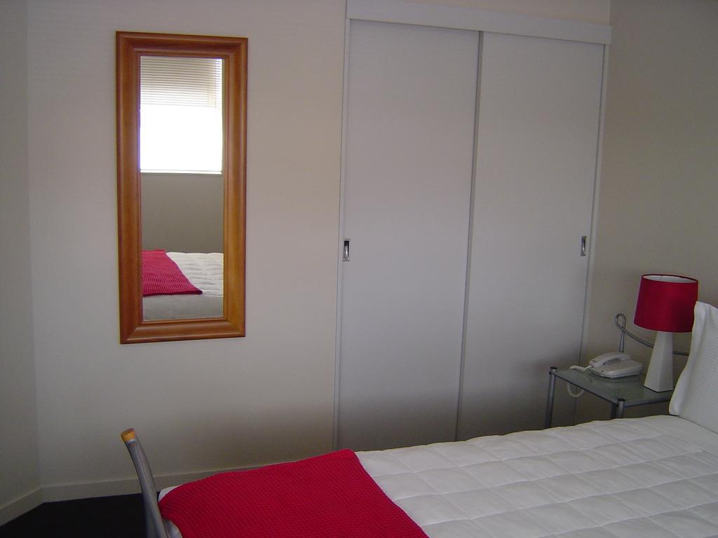 Aparthotel Kudos Business & Airport 4*