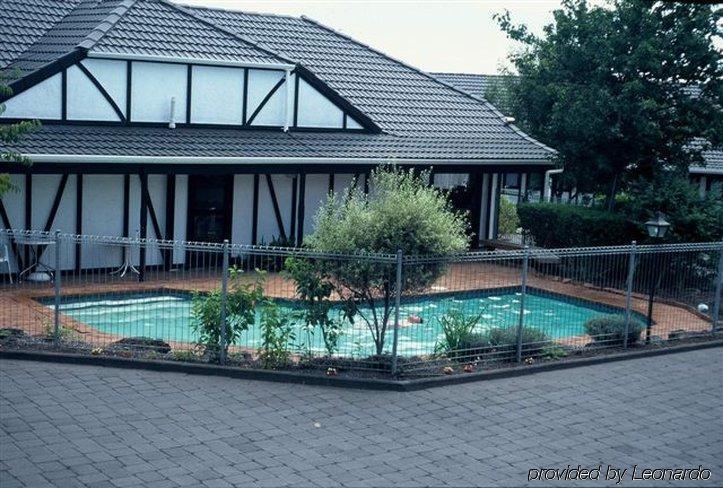 Motel Oakwood Manor Motor