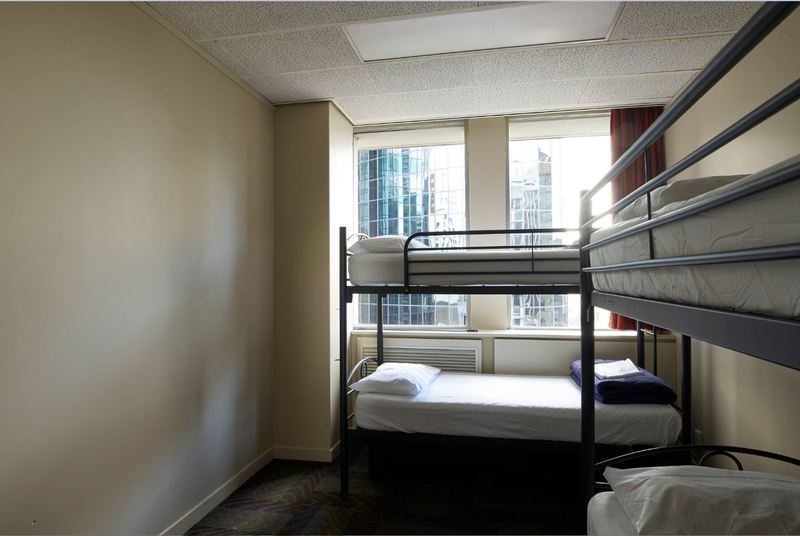 Hostel Base *