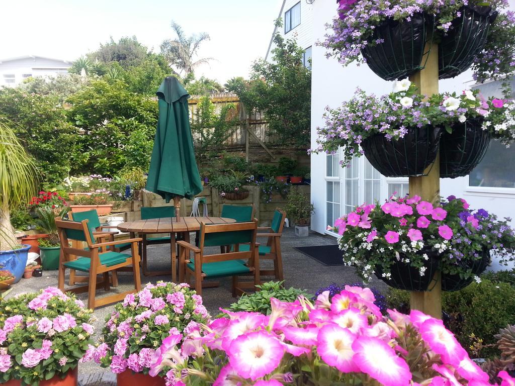 Lush & Co Bed & Breakfast 4*