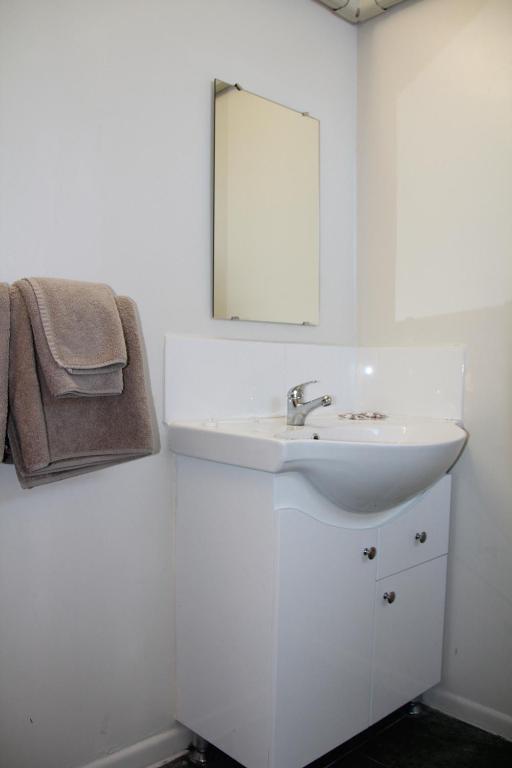 Sai - Greenlane Motel 3*