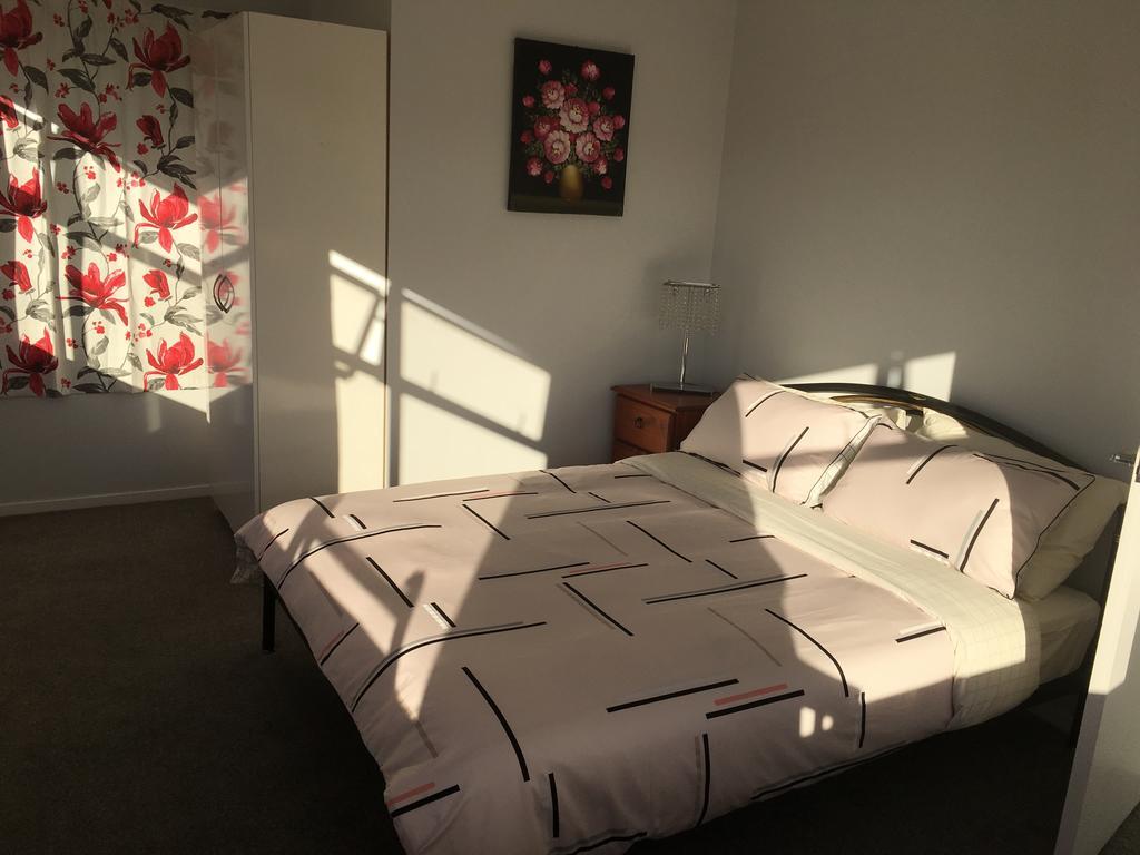 Aia Holiday Home *