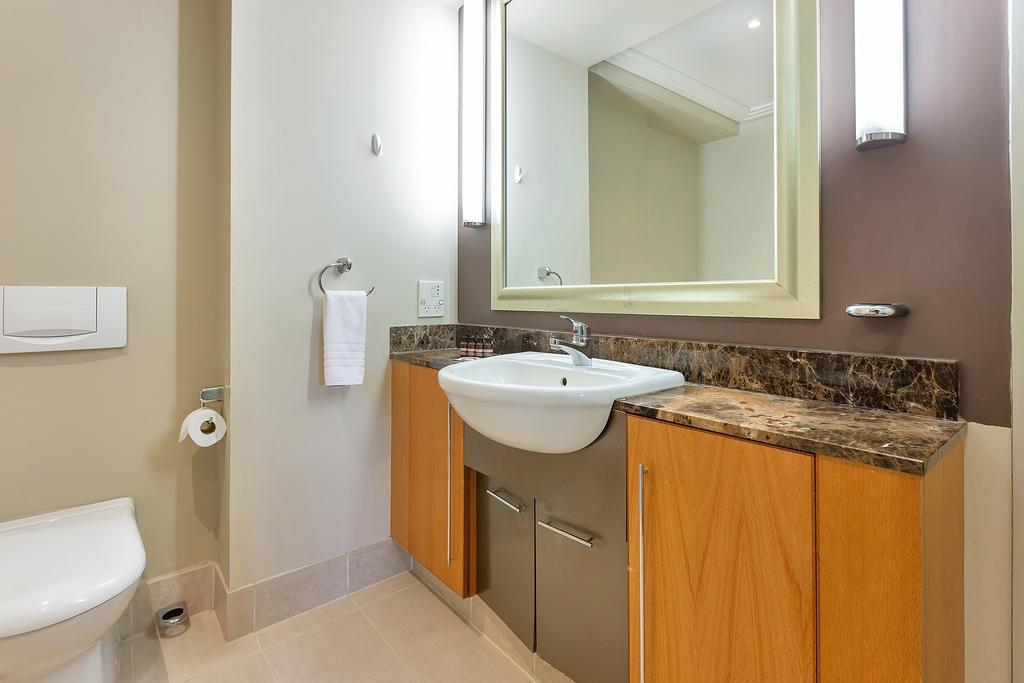 Cbd Viaduct Harbour 5*