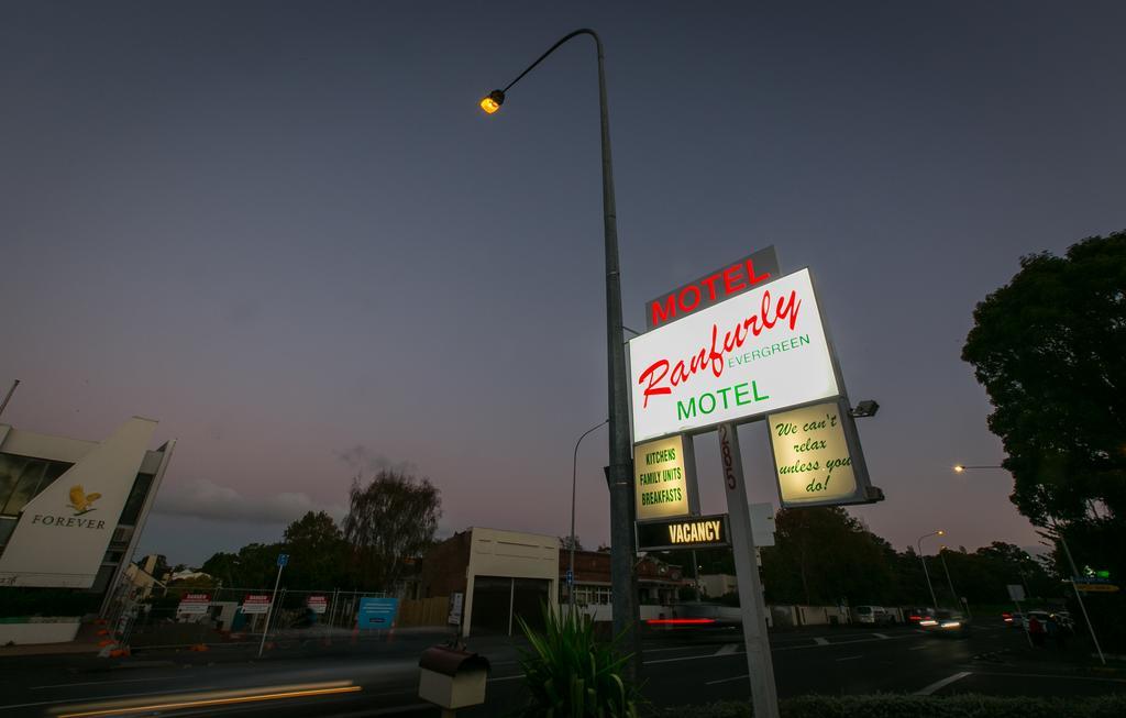 Ranfurly Evergreen Motel 3*