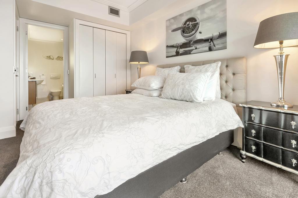 Cbd Viaduct Harbour Aparthotel 5*