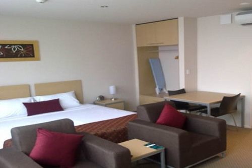 Quest On Hobson Serviced Aparthotel 4*