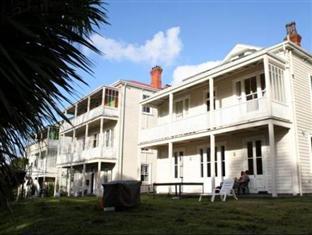 Verandahs Parkside *