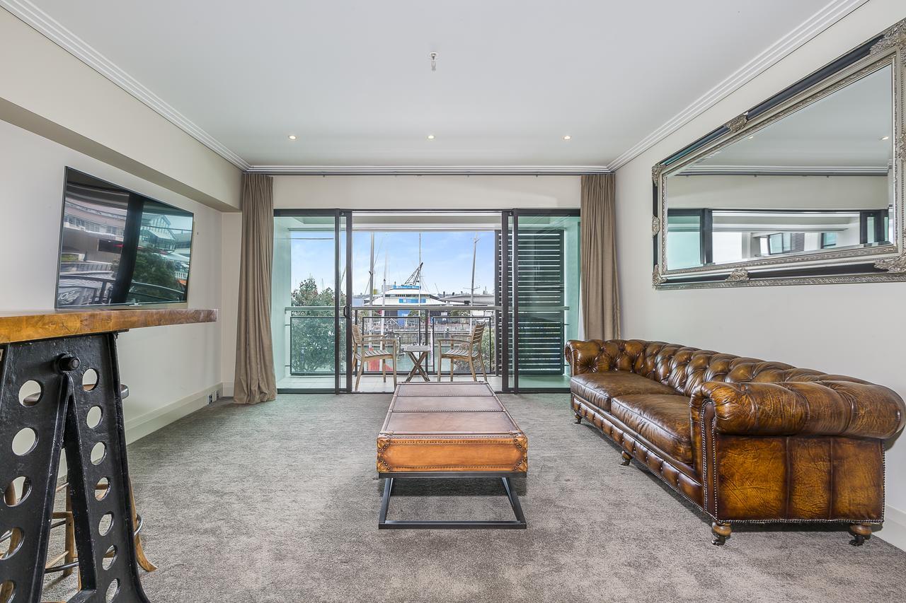 Aparthotel Cbd Viaduct Harbour 5*