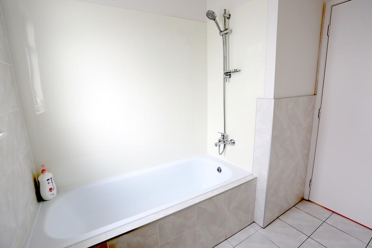 Guest house Deep Creek Retreat Auckland