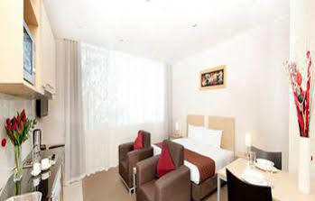 Quest On Hobson Serviced Aparthotel 4*