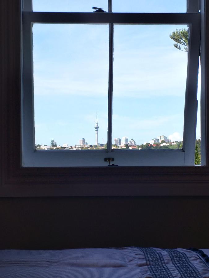 Western Springs To Central Heritage Guest house Auckland