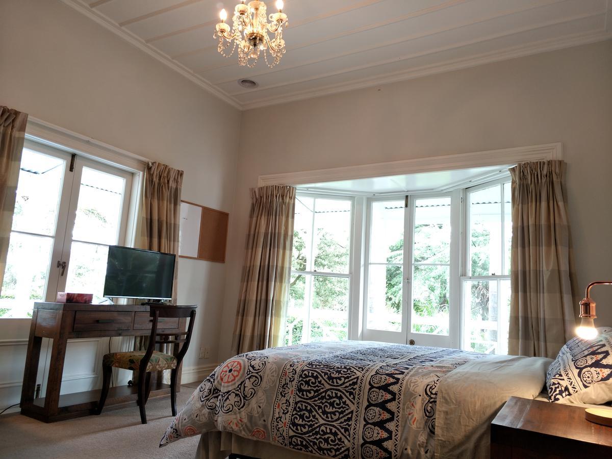 Western Springs To Central Heritage Guest house