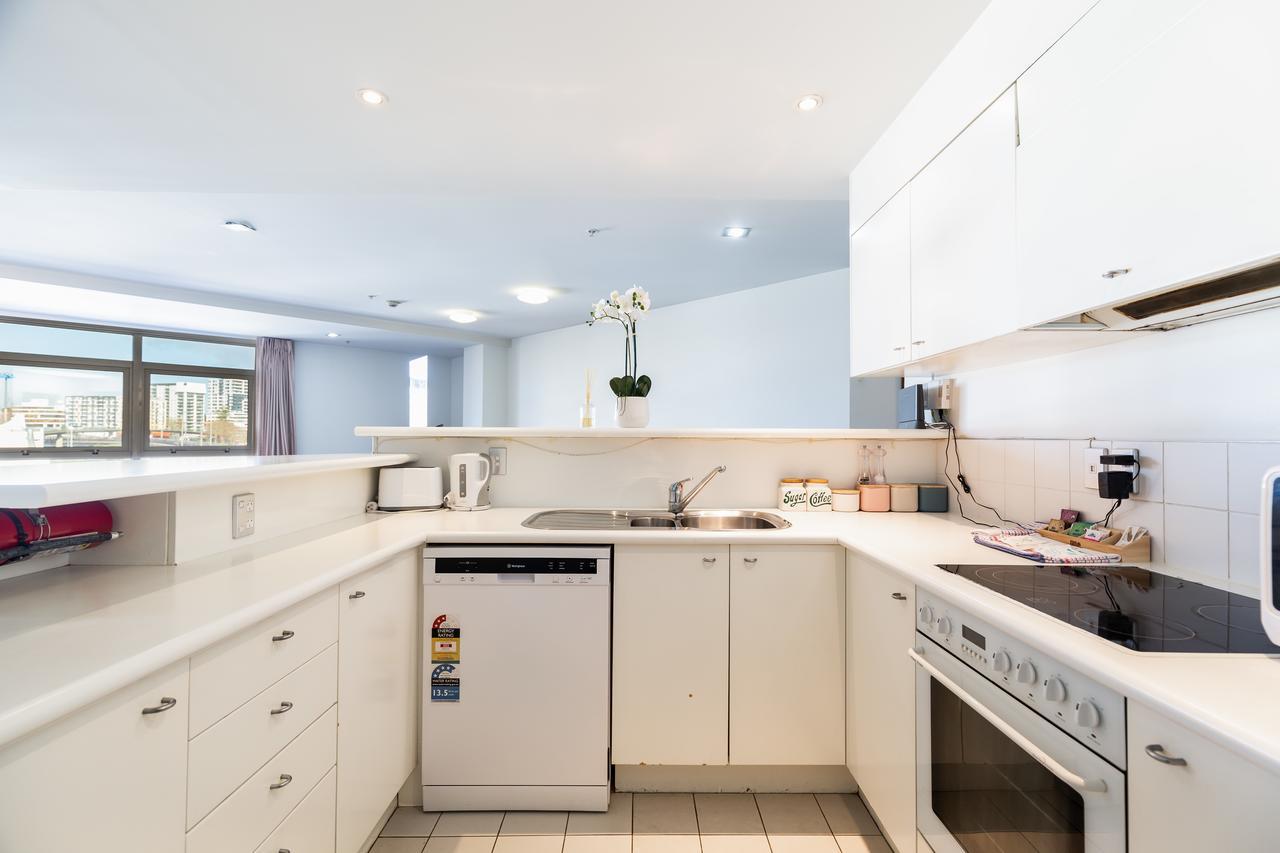 Wonderful Hobson Gardens Apartment