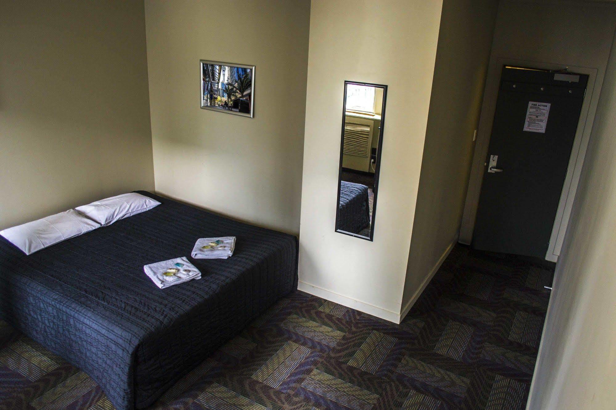 Base Hostel Auckland