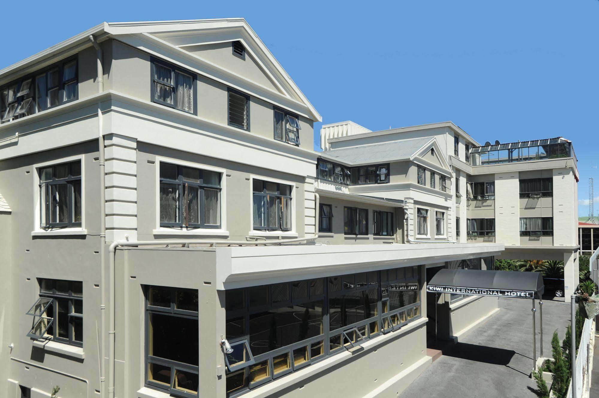 Kiwi International Hotel