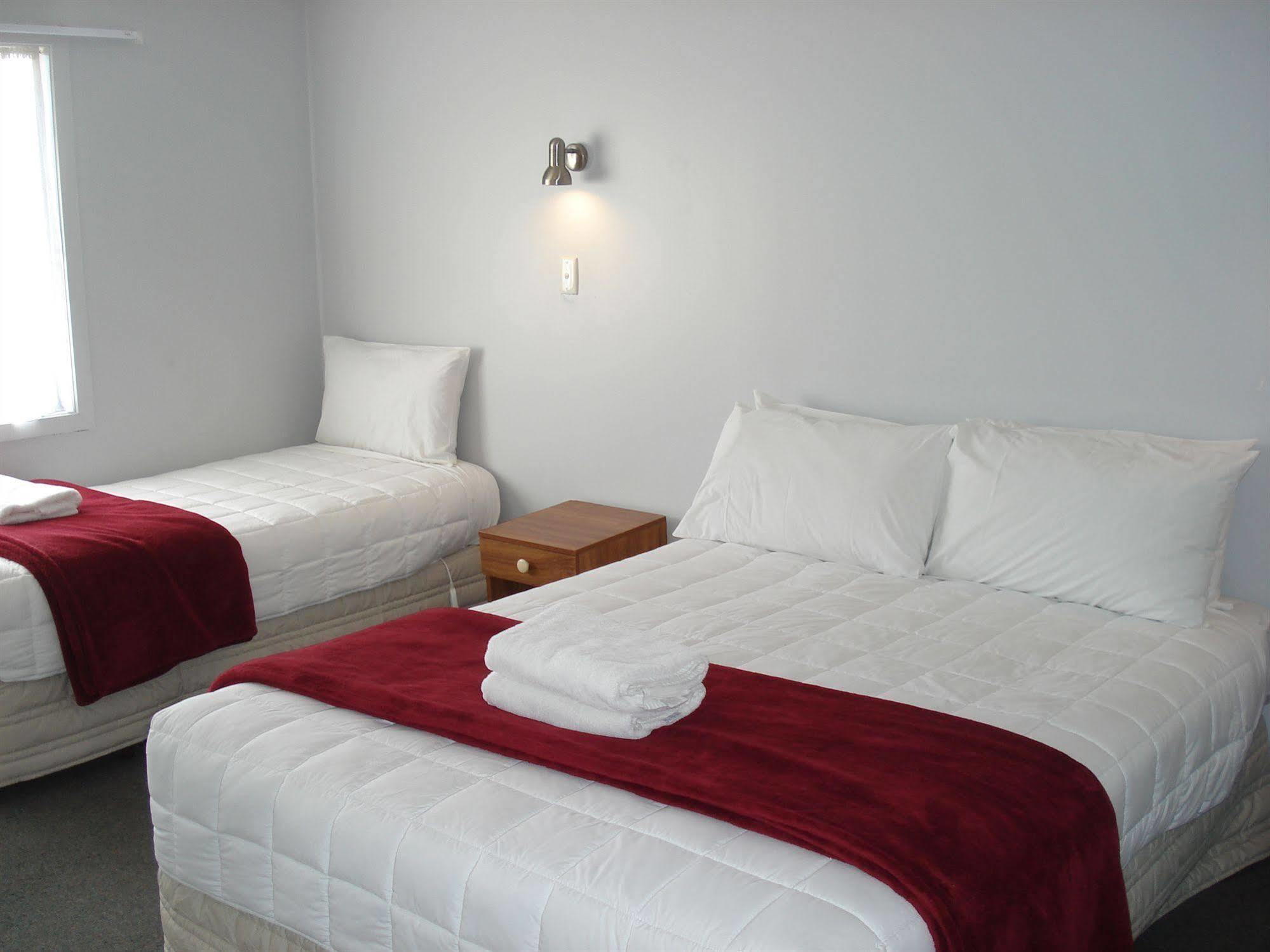 Oakwood Manor Motor Motel Auckland