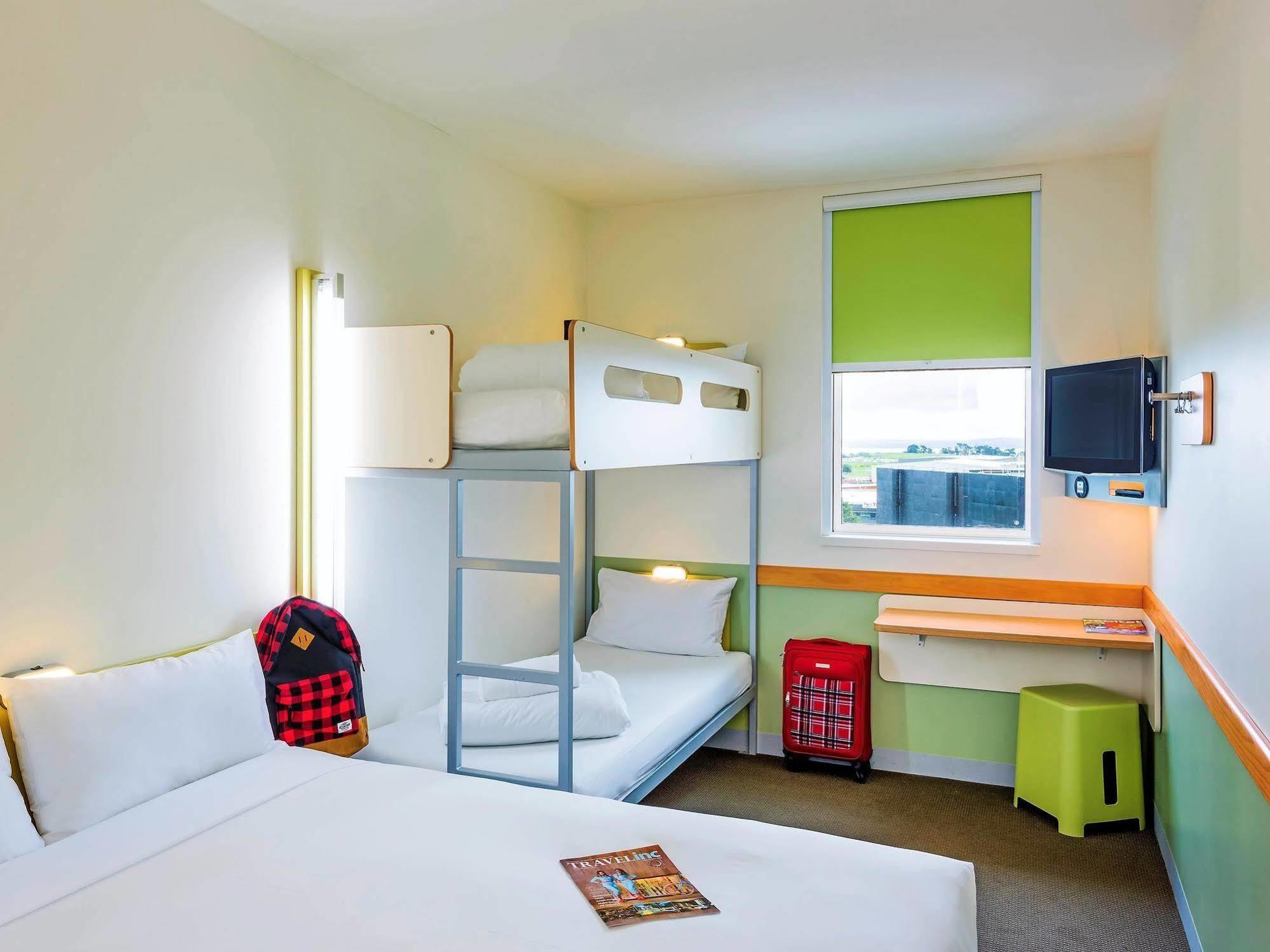 Ibis Budget Airport 3*