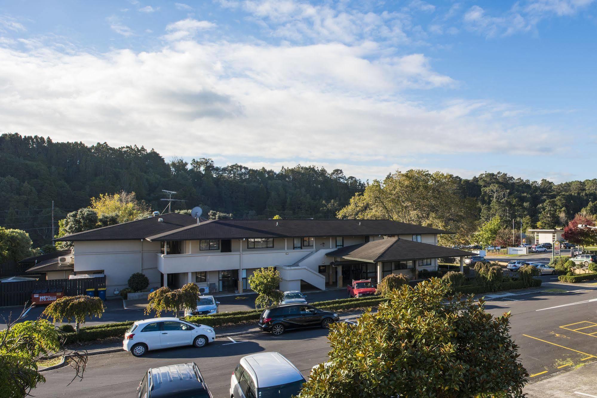 Albany Oak 4* Auckland