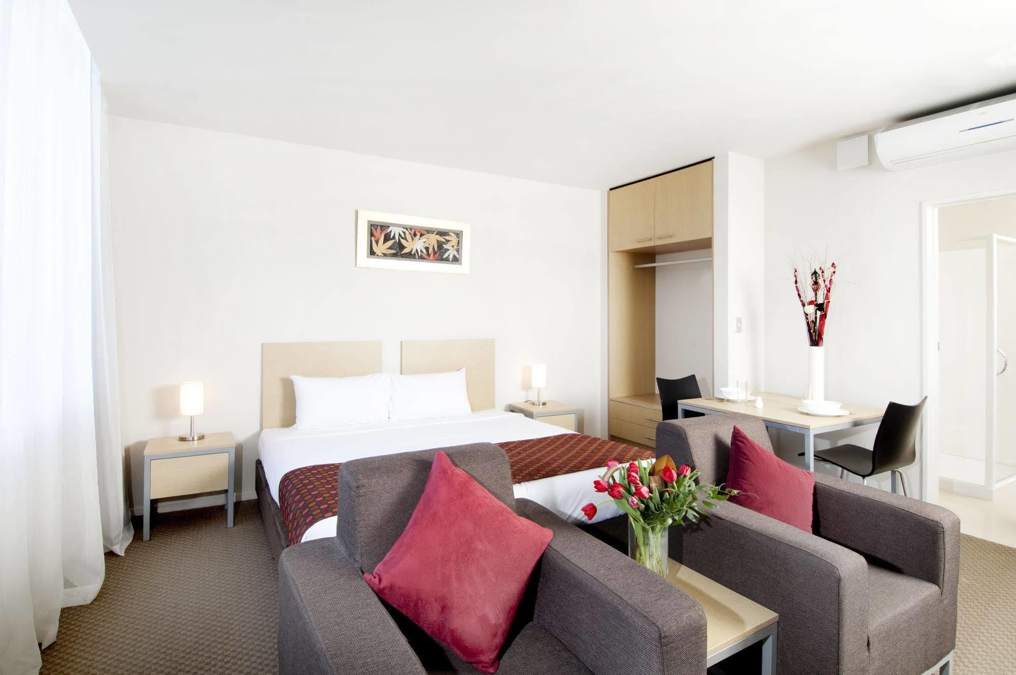 Quest On Hobson Serviced Aparthotel 4*