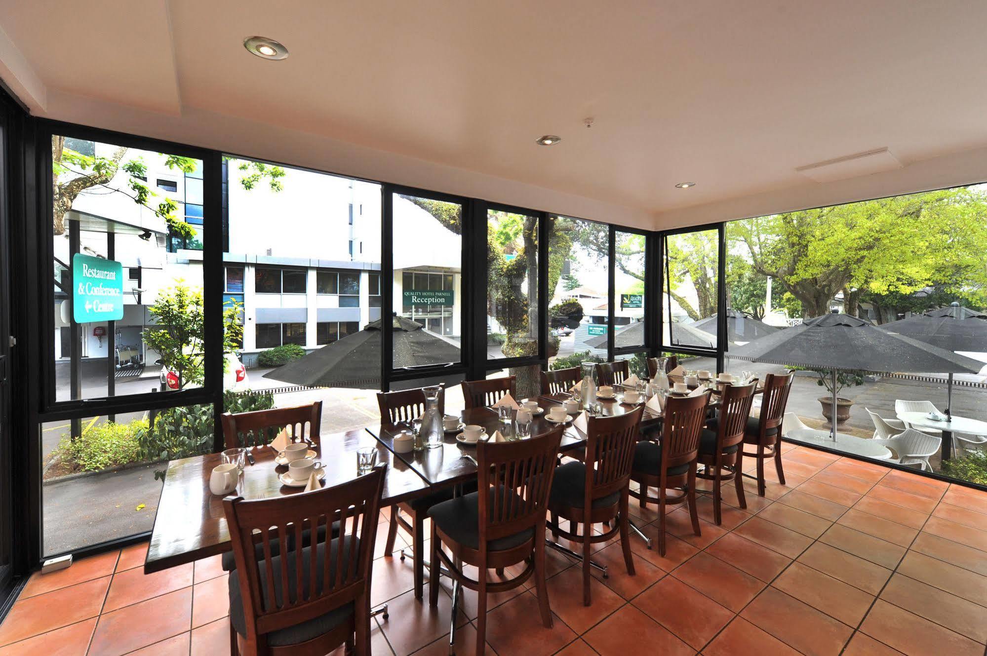 Aparthotel The Parnell & Conference Centre 4*