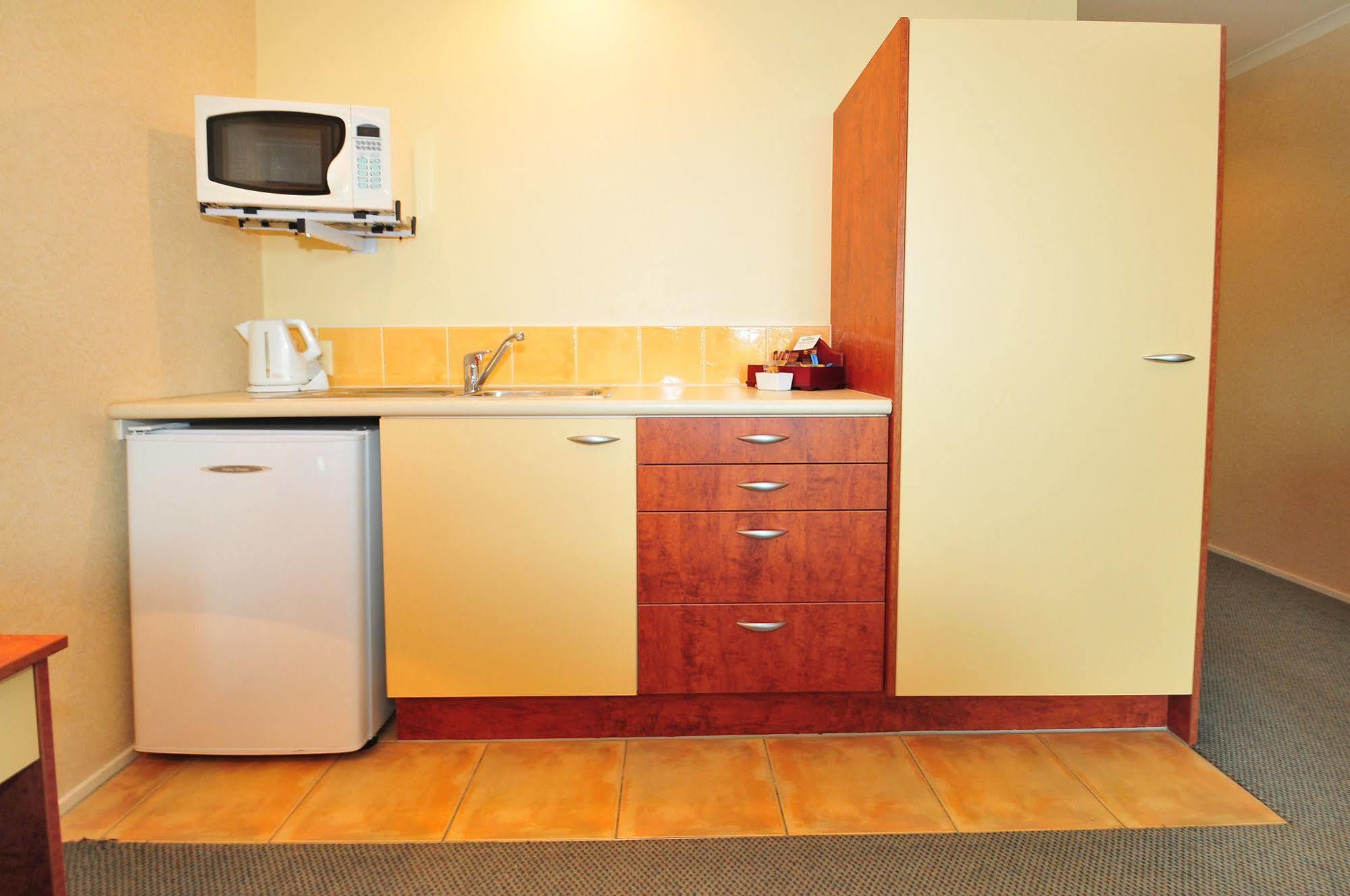 Aristotles North Shore 4*