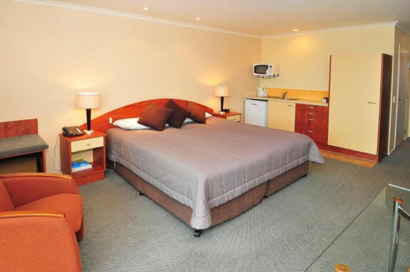 Aristotles North Shore 4* Auckland