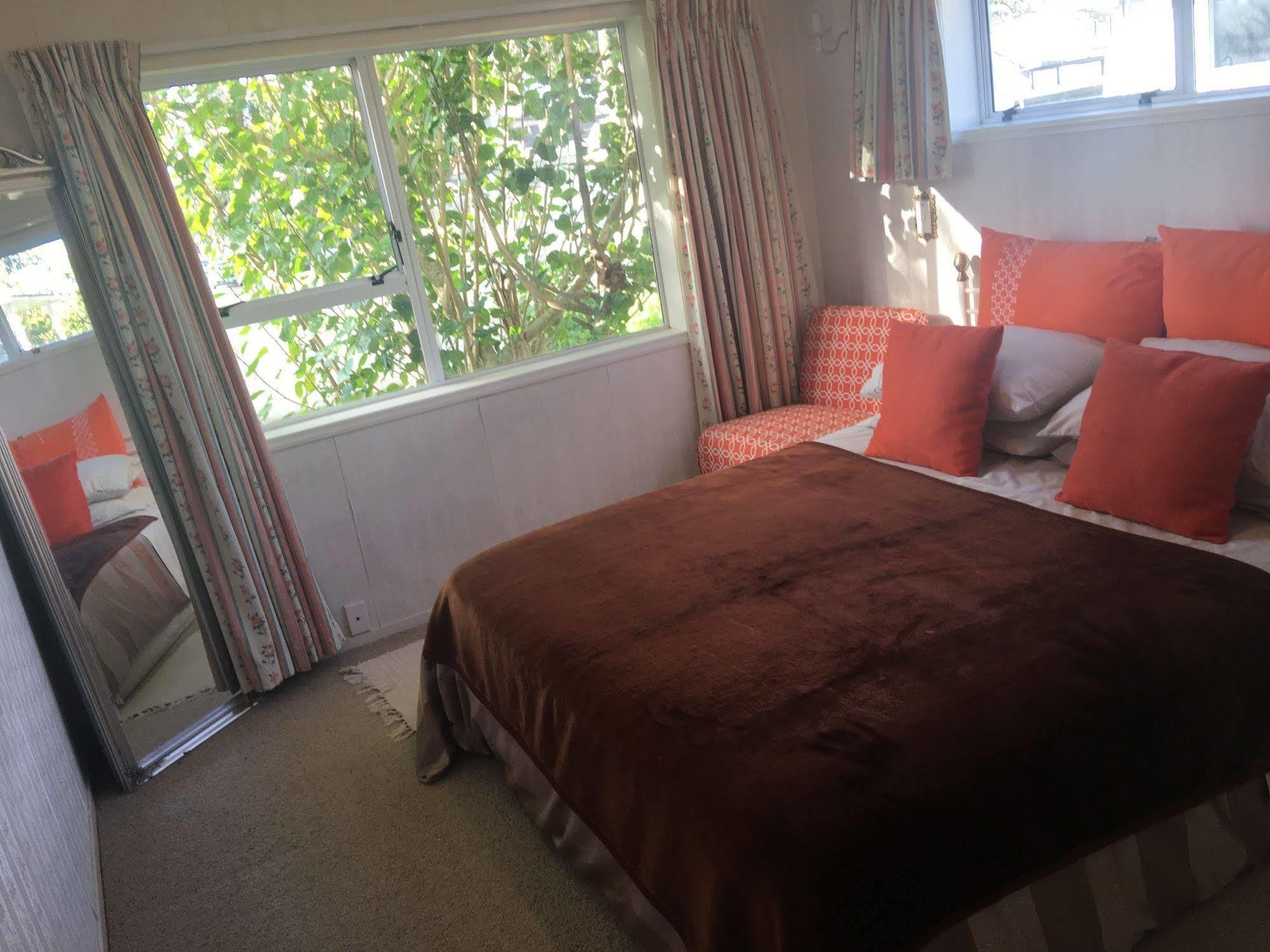 Milford House B&B Bed & Breakfast Auckland